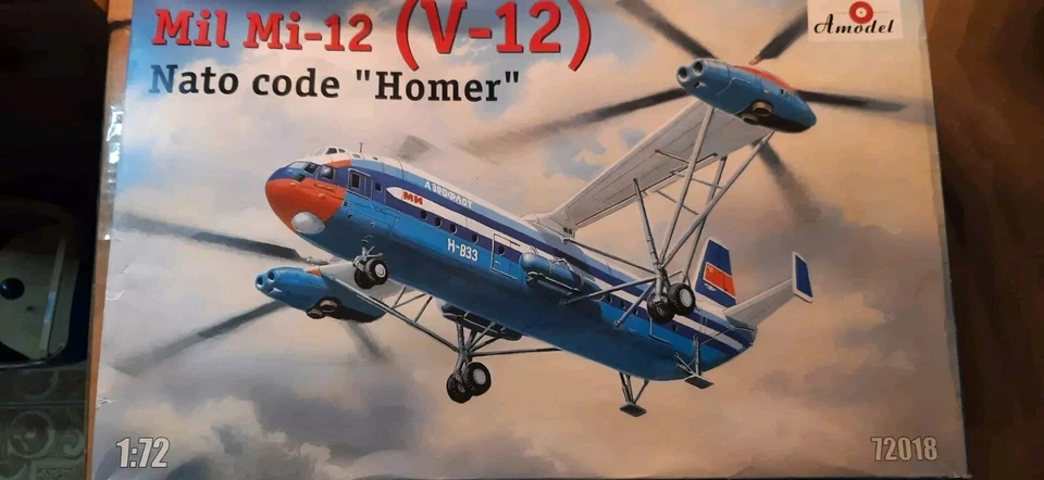 MIL MI-12 ( V-12 ) Soviet Helicopter Transport scale 1/72 AMODEL New !!! - Immagine 1 di 4