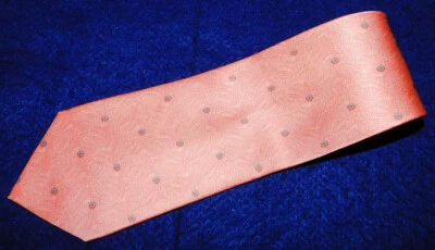 LANVIN PARIS HECHO EN FRANCIA ROSA CLARO/VERDE FLORAL/PUNTOS MOTIVO CORBATA - CORBATAS PARA EL CUELLO. Foto 1 de 3