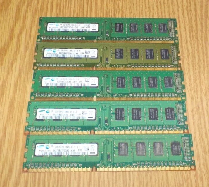 Samsung M378B5773CH0-CH9 2GB 1Rx8 PC3-10600U DDR3-1333MHz - (x5) - Image 1 of 3
