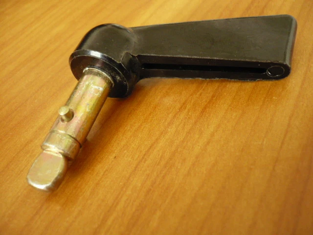 PIRNA Hebel Griff Hauptschalter Batterieschalter Takraf Gabelstapler DFG3202 6302 T174