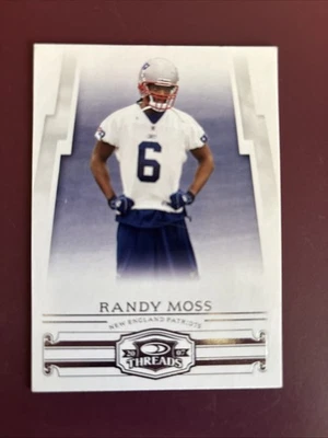 2007 Donruss Threads - Randy Moss #111 - Image 1 of 2