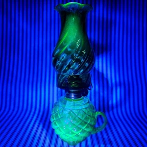 Vintage Uranglas Öllampe mit Schirm, grün - BANNER (ca. 40er-50er Jahre) - Bild 1 von 15