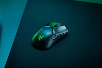 Razer Viper Ultimate with Charging Dock - Image 1 of 3