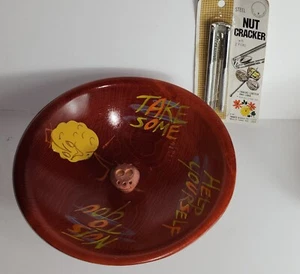 Vintage Rio Grande Footed Wooden Hanpainted Message Nut Bowl With NOS Nutcracker - Picture 1 of 9