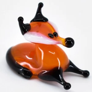 Estatuilla de vidrio soplado pequeño rojo-naranja y negro para lámparas ucranianas hechas a mano - Imagen 1 de 5