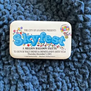 City of Anaheim presents sky fest Disneyland salute button 1980 - Picture 1 of 3