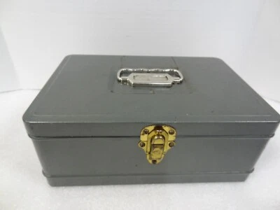 De colección Climax Hamilton Producto de Metal Aparejos de Pesca Herramienta Caja de Almacenamiento de Efectivo Verde Foto 1 de 4