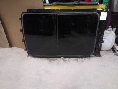 Cristal de techo para Chevrolet Blazer EV 3033970 2025 Foto 1 de 4