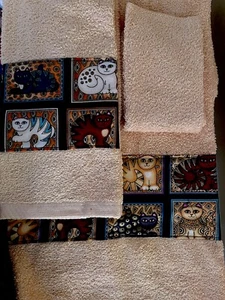 Juego de toallas de 3 piezas amarillo pálido Calico Cat Lady personalizado nuevo con etiquetas - Imagen 1 de 3
