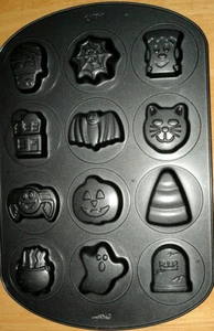 Wilton Metal Halloween  Cookie Pan Spooky Monster Cats Pumpkins Baking Molds - Picture 1 of 3