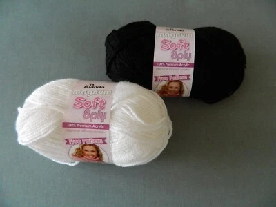 Yarn PANDA MAGNUM SOFT Premium Acrylic 8ply White OR Black Made In Turkey - image 1 of 4