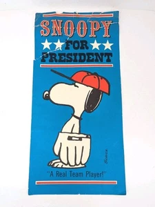 Snoopy For President "A Real Team Player" Peanuts Political Poster 19"x.5" - Picture 1 of 24
