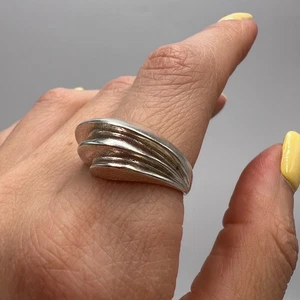 Hermoso anillo vintage de plata esterlina 925 de la URSS para mujer firmado talla S 9 - Imagen 1 de 8