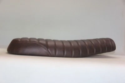 Kawasaki W400 W650 EJ650 W800 low profile cafe racer seat saddle CODE: B8247B - Imagem 1 de 4