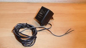 S T Adapter Adaptor Netzteil Netzgerät Typ SB35-62-1   9V - 300mA - 2,7W n203 - Bild 1 von 4