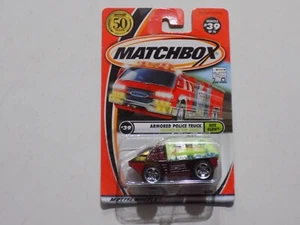 Matchbox To the Rescue Armored Police Truck Nite Glow #39 Neu auf Karte - Bild 1 von 2