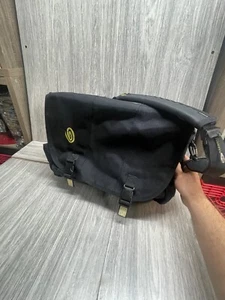 Timbuk2 COMMAND Laptop Messenger Shoulder Bag Black - Picture 1 of 20
