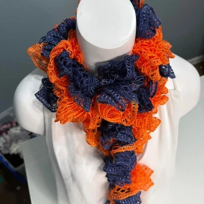 ✨ Bufanda de encaje con volantes hecha a mano — 56" — suave, ligera y volantes Foto 1 de 4