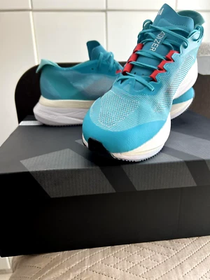 Adidas Boston 12 Marathon Shoe Blue - Image 1 of 4