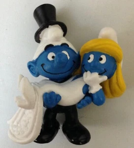 Smurf Smurfette Bride And Smurf Groom Vintage Wedding Cake Topper Figurine 2012 - Picture 1 of 4