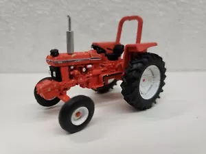 1/64 Scale Greenlight FORD TRACTOR DOWN ON THE FARM dioramas dirty Ertl 4x4 Dcp - Picture 1 of 12