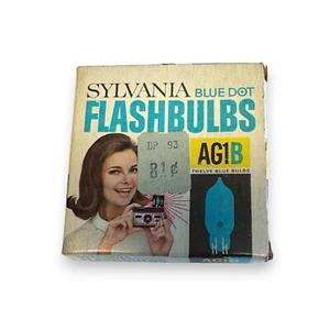 Vintage Sylvania Blue Dot Flashbulbs AG1B - 12 Flashbulbs, Complete Box  NOS - Picture 1 of 4