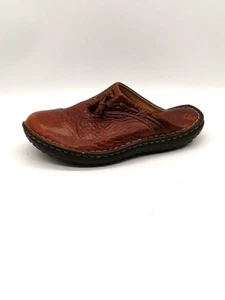 Born Mules Womens Brown 7 Leather Clog Shoes Tassel Hand Crafted MJG5 - Picture 1 of 12