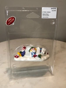 Lemax 2018 Taking A Break Santas Wonderland #72552 Tird Elves Nap Eisbär - Bild 1 von 5