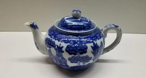 Blue Willow Porzellan Teekanne HIC mit Teeei - lesen - Bild 1 von 10