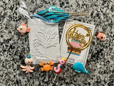 9 peças enfeites de bolo reutilizáveis dourados e temáticos aquáticos - nunca usados ainda embrulhados - Imagem 1 de 3