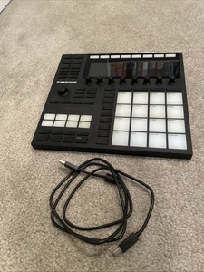 Native Instruments Maschine MK3 - Picture 1 of 2