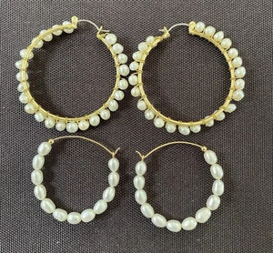 Gold Tone Genuine Pearl Hoop Earrings Lot Of 2 Pair Bridal S-1 - Picture 1 of 6