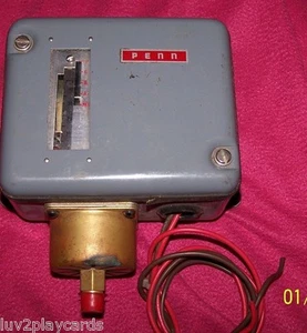 Johnson Controls Penn Proportional Band Pressure Control Model # P80ABA-30 - Picture 1 of 8