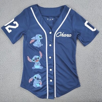 Camiseta Disney Mujer Pequeña Azul Malla Béisbol Ohana Lilo & Stitch Botón Delantero Foto 1 de 4