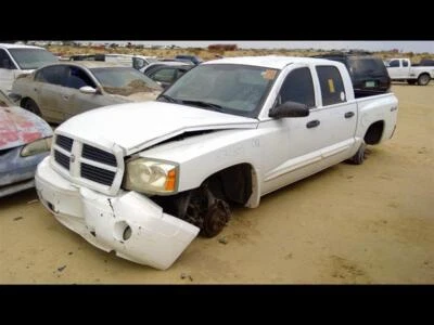 Used Alternator fits: 2006 Dodge Dakota 4.7L Denso manufacturer Grade A - Image 1 of 4