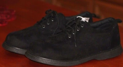 THE CHILDREN'S PLACE Boys Black Dress Shoes Faux Suede Holiday Party Youth Sz 4 - Image 1 of 4