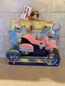 Adorno y vehículo Hallmark Paw Patrol The Movie 2021 Liberty - Imagen 1 de 6