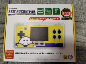 Consola de juegos portátil clon FC Pocket Plus de 8 bits usada - Imagen 1 de 9