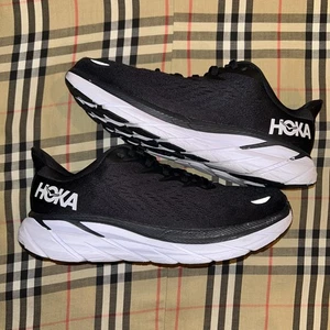 Tenis para correr Hoka One One Clifton 8 anchos para mujer 10D negro blanco 1121375 BWHT - Imagen 1 de 17
