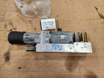 Convertible Top Motor Fits 01-06 BMW 325i 765305 - Image 1 of 4