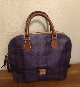 Dooney & Bourke lila kariert Kuppel Umhängetasche Handtasche Lederbesatz Reißverschluss oben (lesen) - Bild 1 von 15