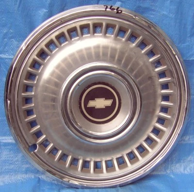 RF766 1971 71 1972 72 Chevrolet Chev Chevy Hubcap Hub Cap Wheel Cover 15" - Image 1 of 4