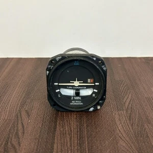 Electric Gyro Corp Turn Coordinator 1394T100-3(5) 12/32V - For Repair - Picture 1 of 2
