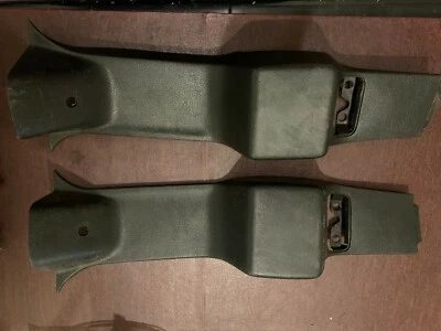 Clásico Saab 900 1992 sedán puerta inferior pilar cinturón de seguridad panel retractor moldura  Foto 1 de 2