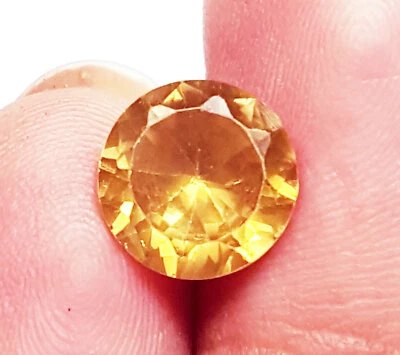 Yellow Cambodian Zircon Round Shape 4.65 Ct Loose Gemstone With Free Gift - Image 1 of 4