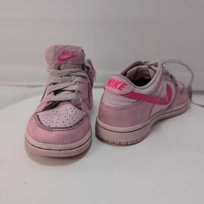 Kids Size 10.5C- Nike Dunk Low Triple Pink DH9756-600 - Изображение 1 из 4