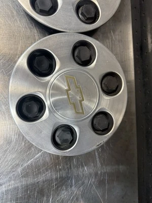 #49 1999-2007 Chevrolet Silverado Tahoe Avalanche tapa central rueda 9595263 Foto 1 de 4