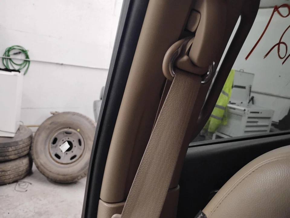 13 14 GMC YUKON XL 1500 Front Seat Belt Foto 1 de 1