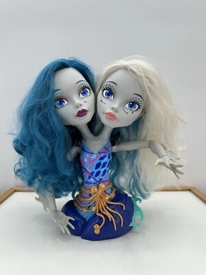Monster High Great Scarrier Reef Peri & Pearl cabezas anti estilo/“Leer” Foto 1 de 4