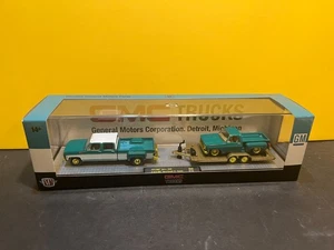 1/64 M2 HAULER CHASE CAR 1973 GMC SIERRA 3500 & 1976 GMC GRANDE SIERRA & TRAILER - Picture 1 of 5
